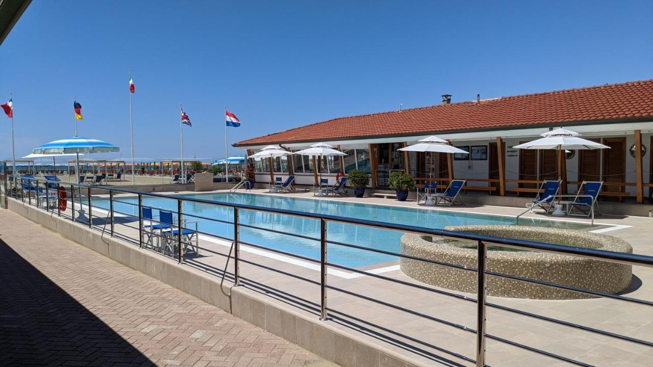 Casa Primavera Viareggio Exteriör bild
